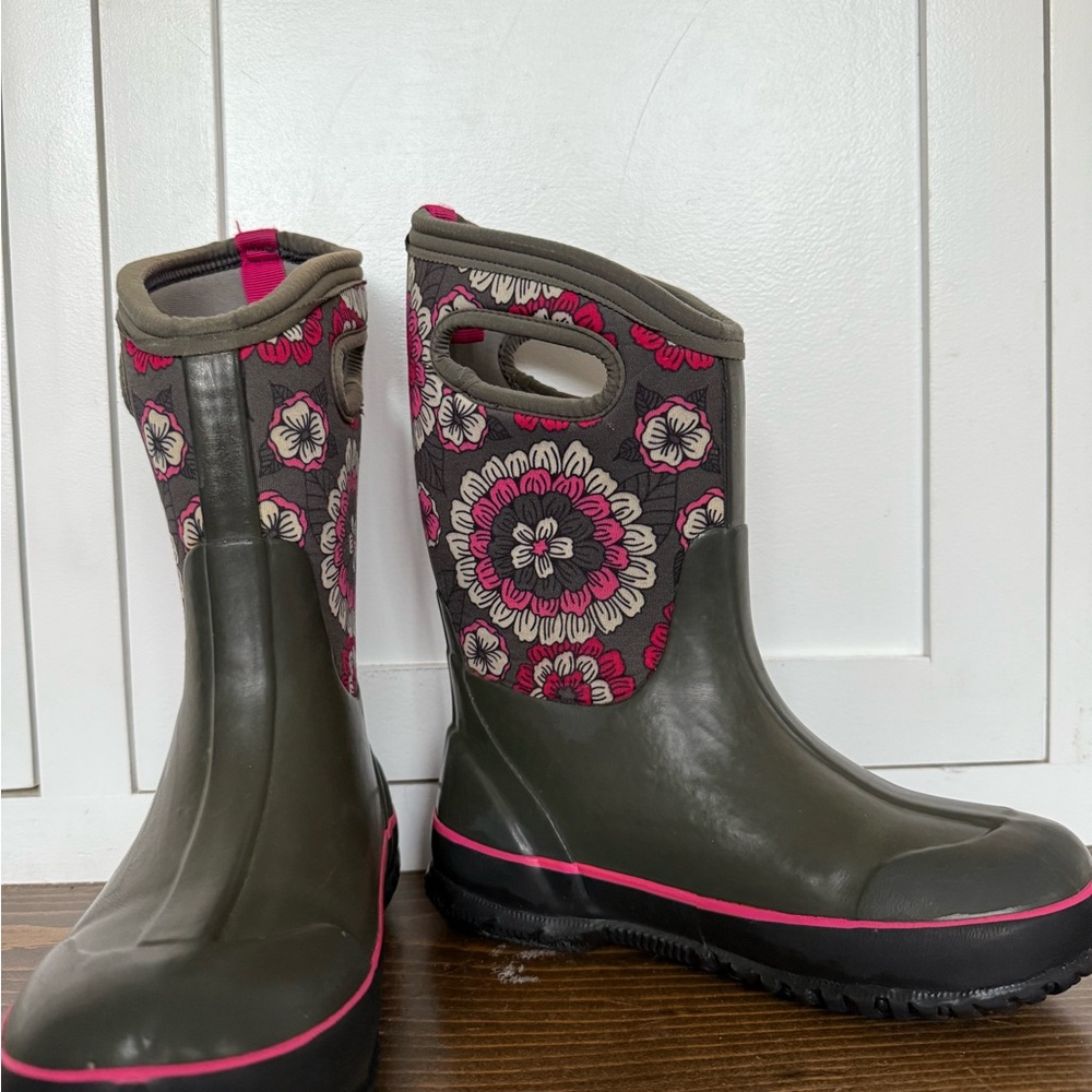 Bogs Kids Youth 2 Classic Pansies Floral Winter Snow Boots -34C